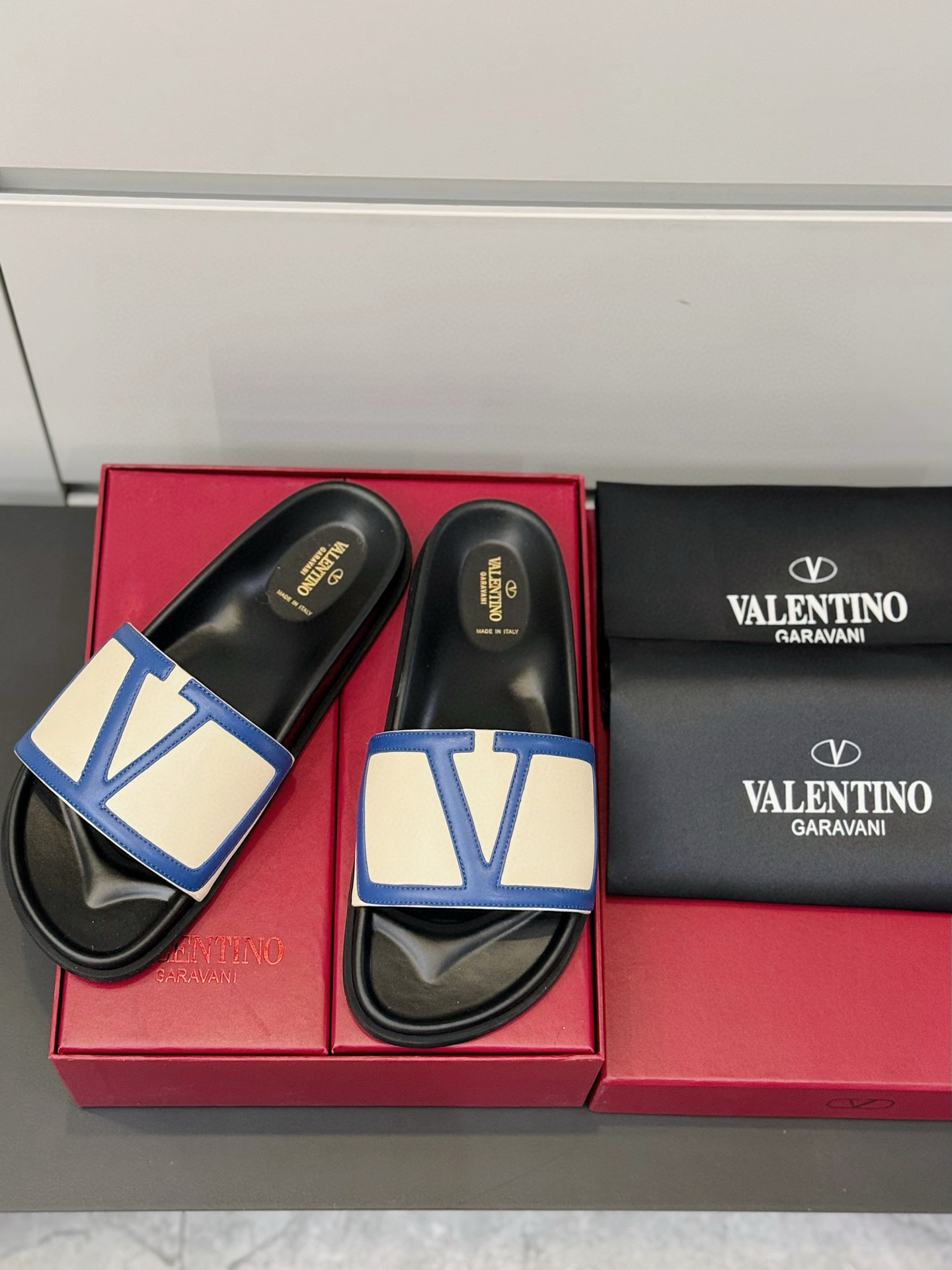 발렌티노 남자 슬리퍼