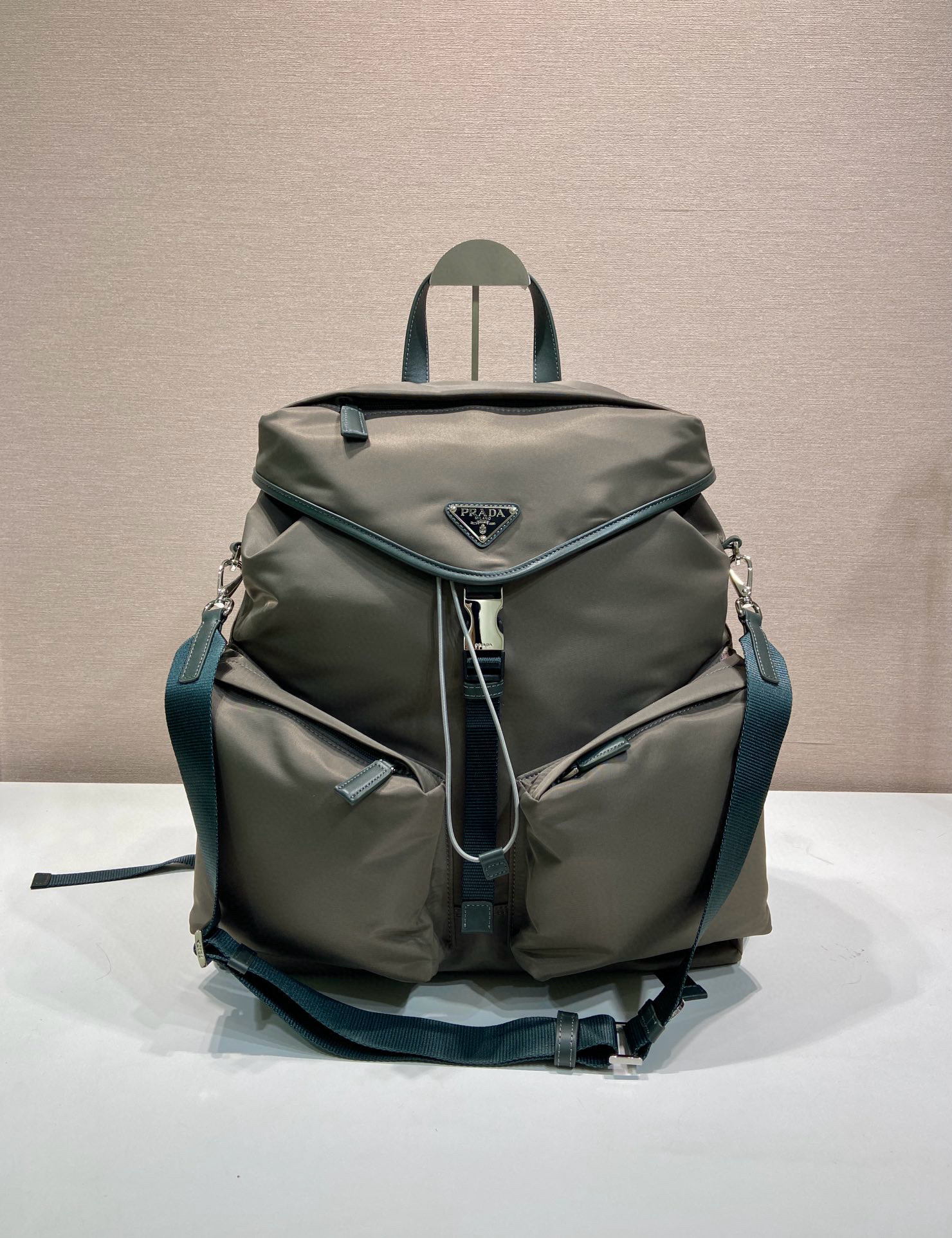프라다 2VZ108 백팩