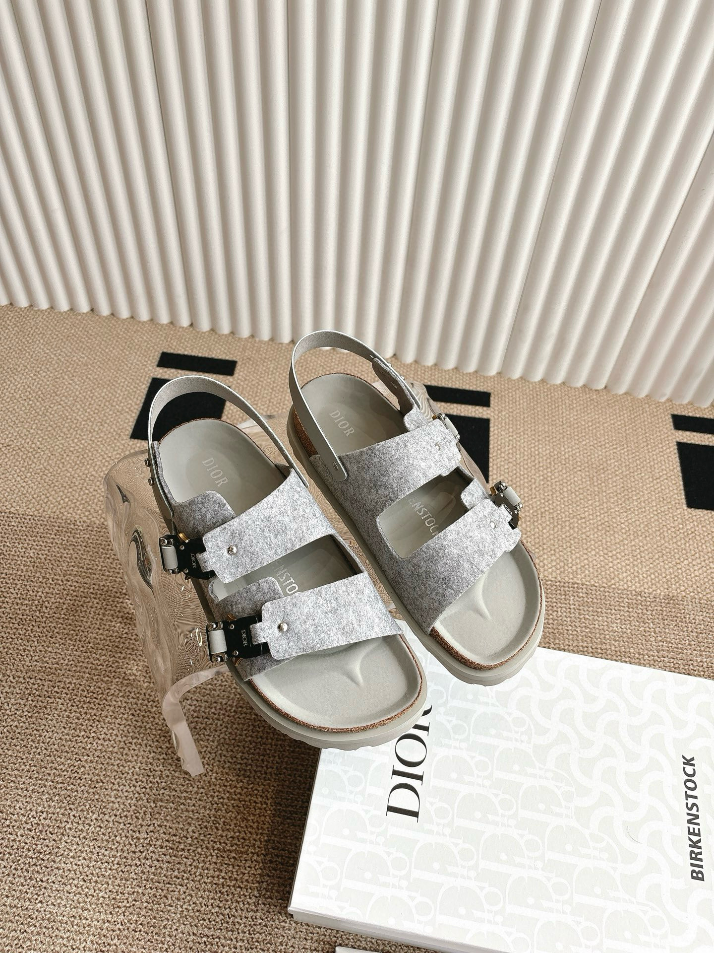 디올 남자 슬리퍼