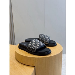 디올 남자 슬리퍼