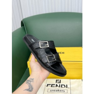 펜디 남자 슬리퍼