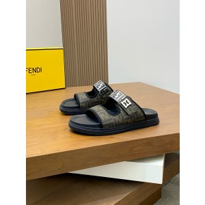 펜디 남자 슬리퍼