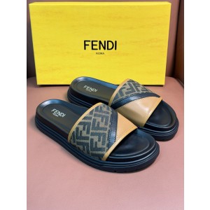 펜디 남자 슬리퍼