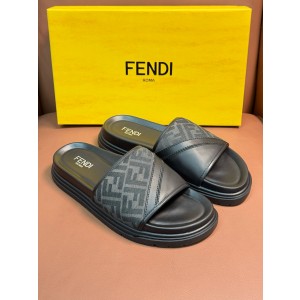 펜디 남자 슬리퍼