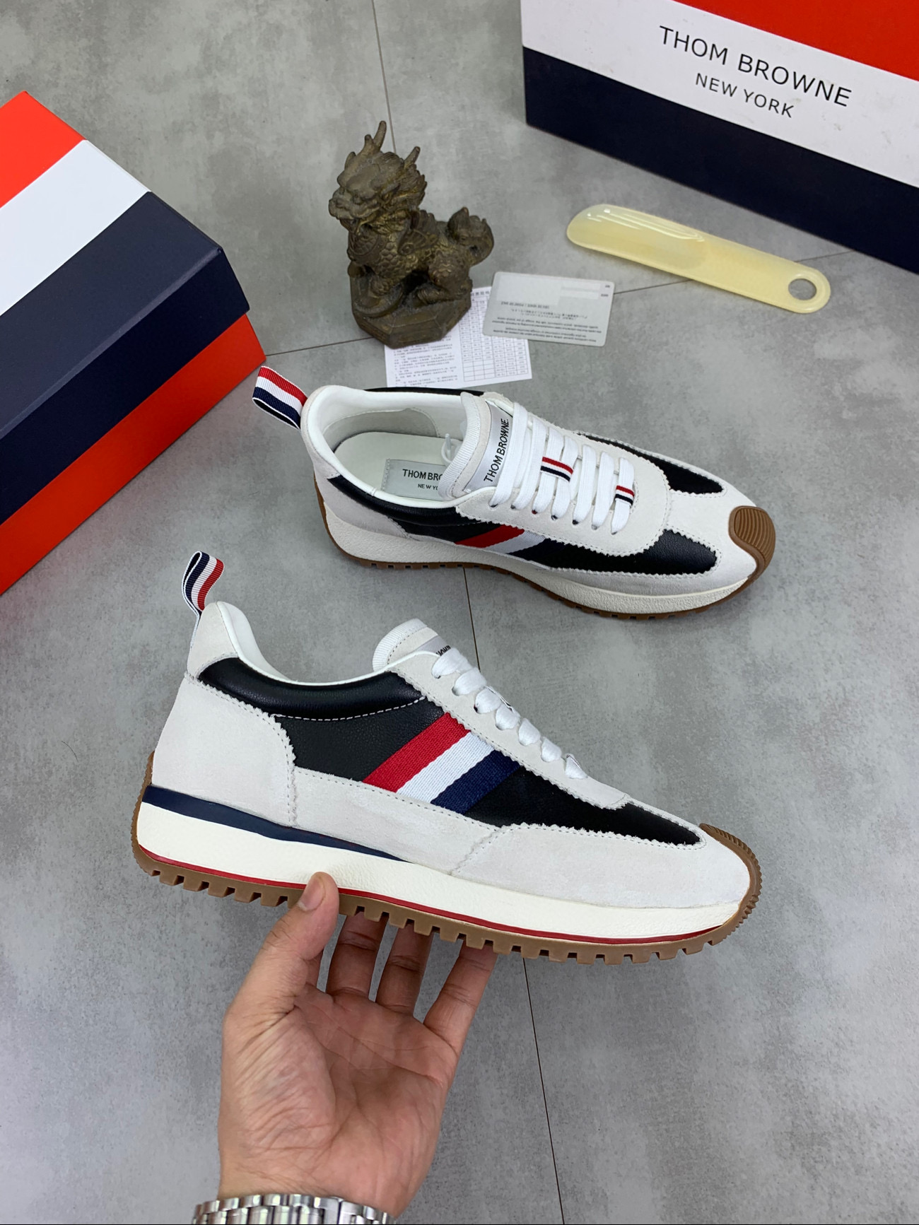 톰브라운 남자 신발 운동화 스니커즈