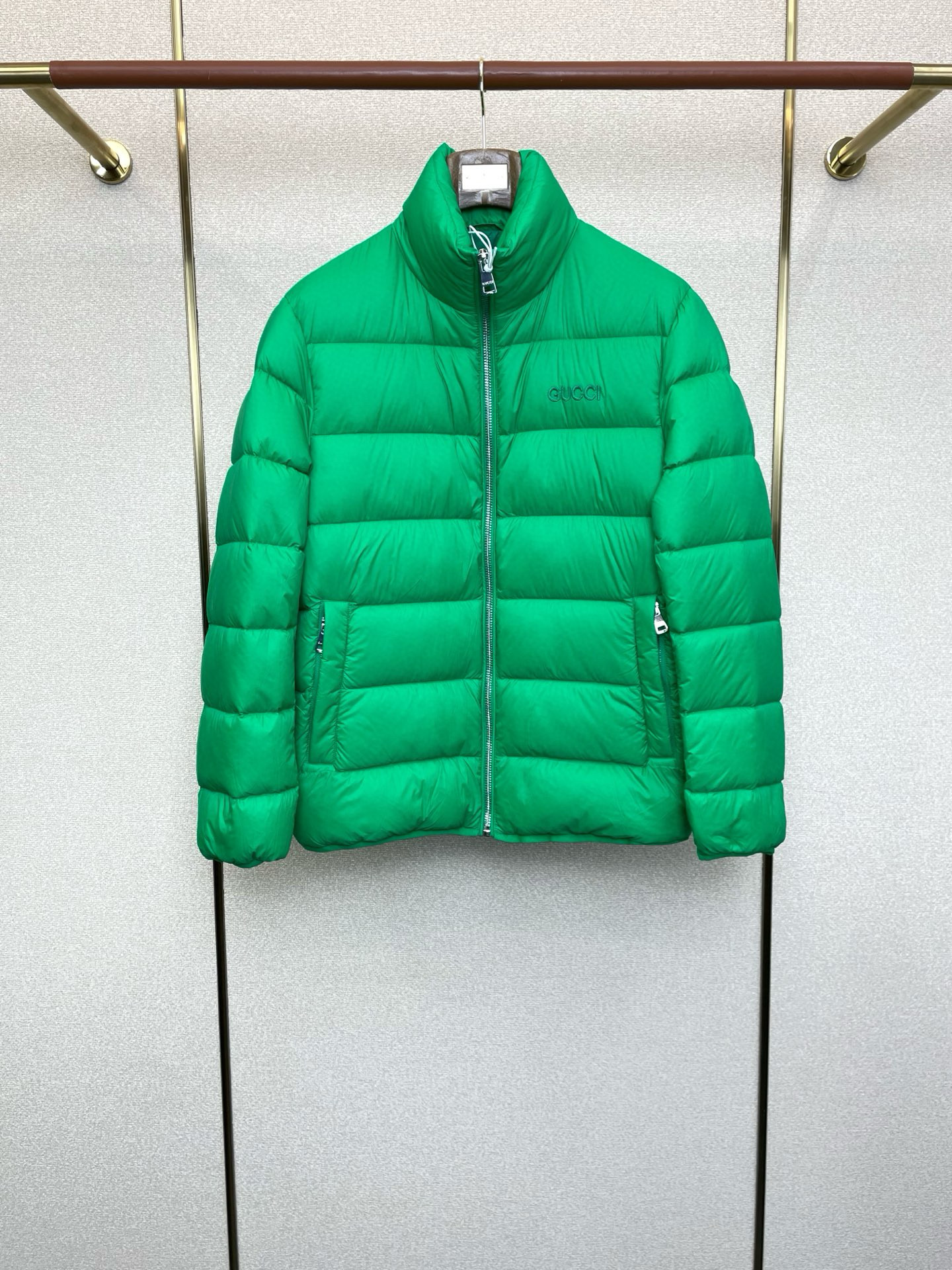 구찌 남자 패딩