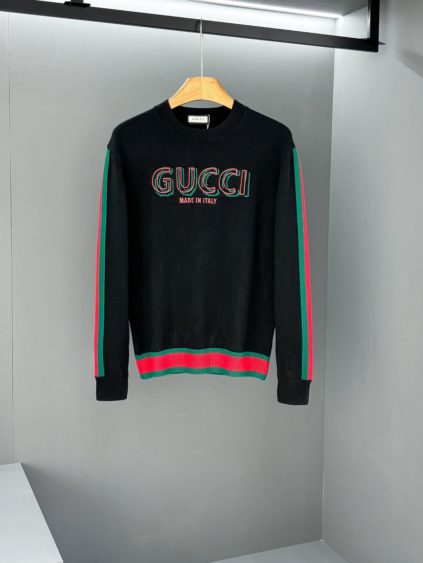 구찌 남자 니트