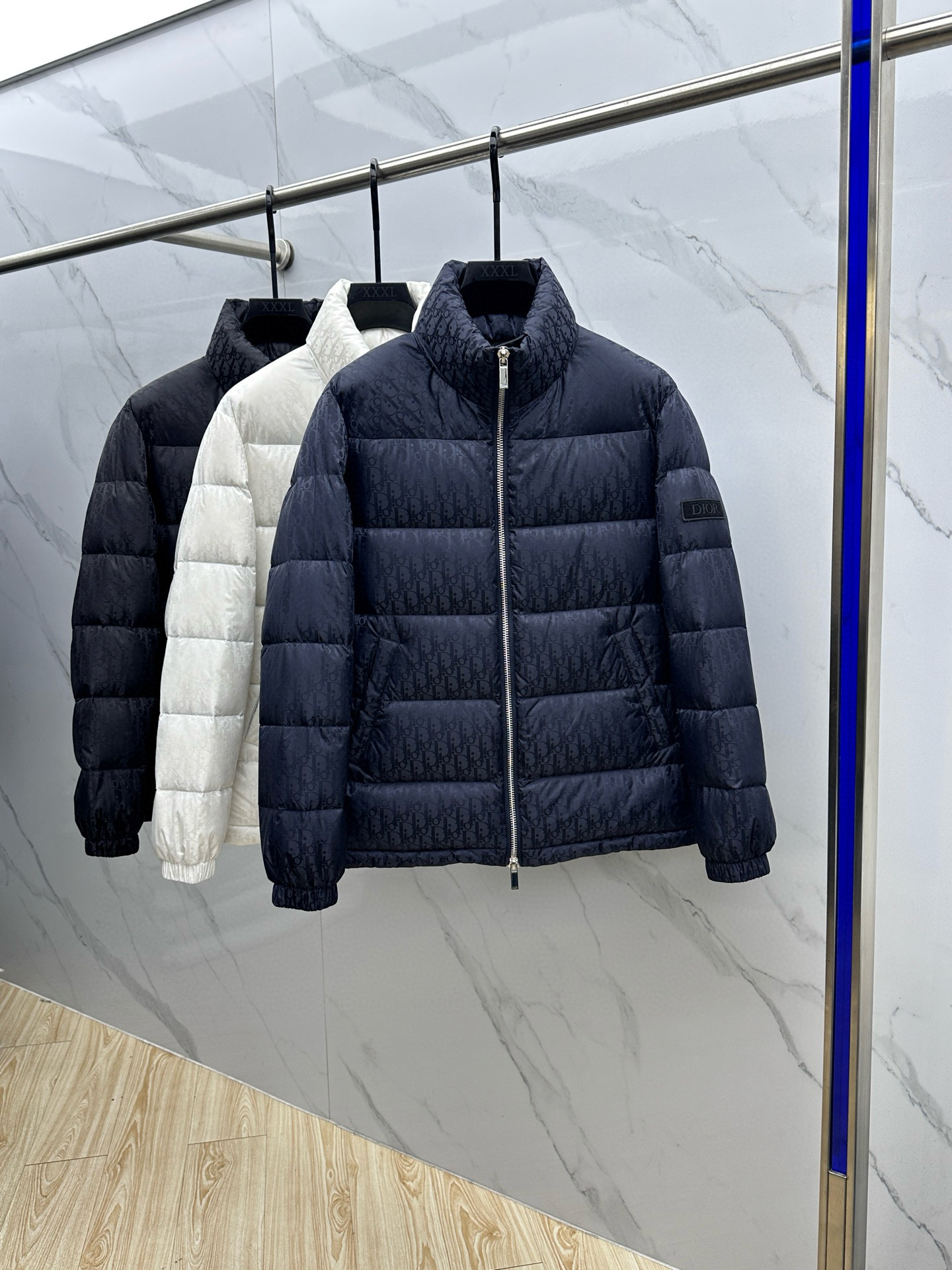 디올 남자 패딩