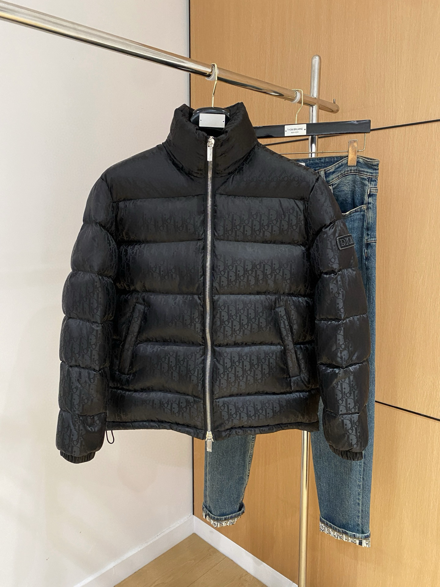 디올 남자 패딩