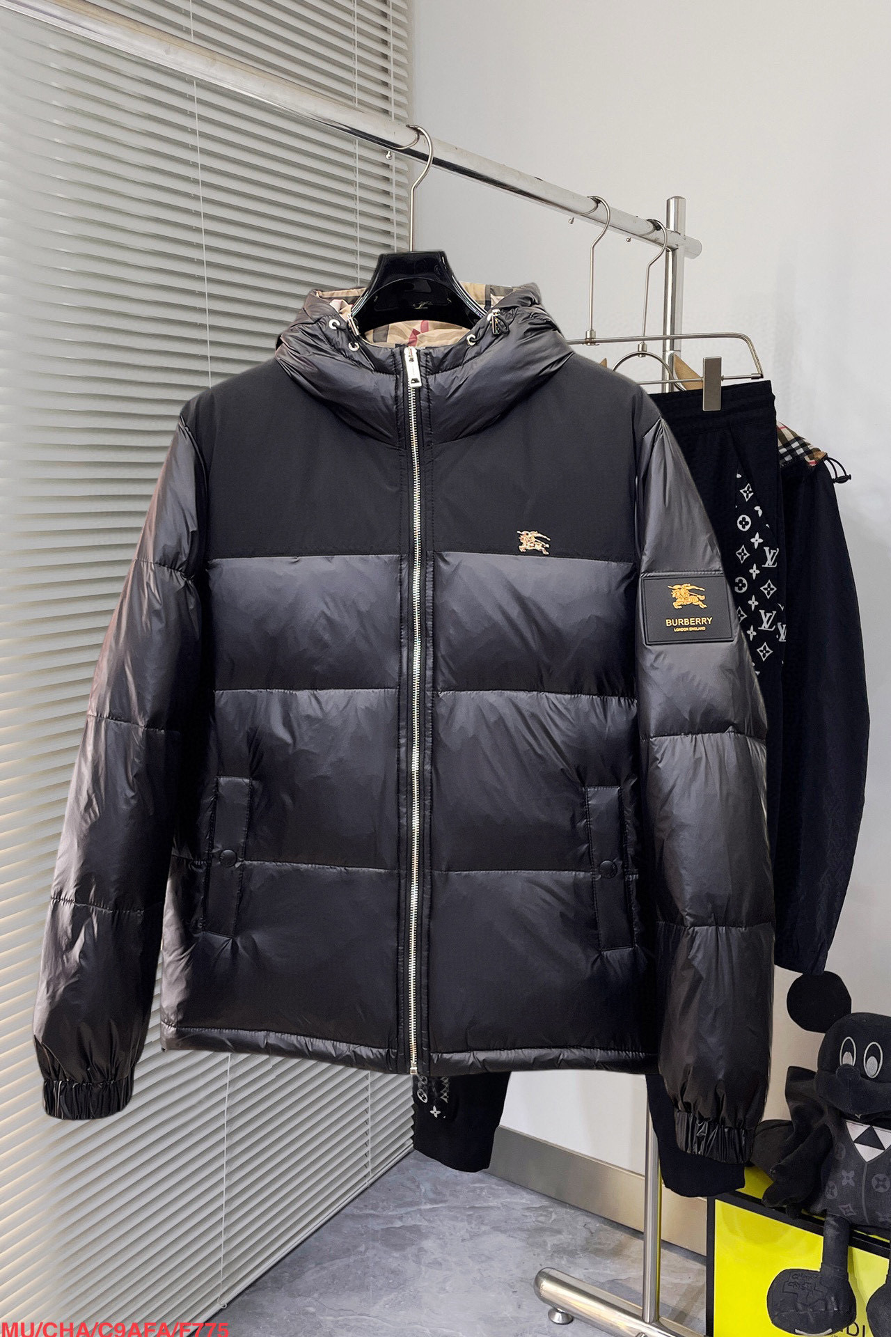 버버리 남자 패딩