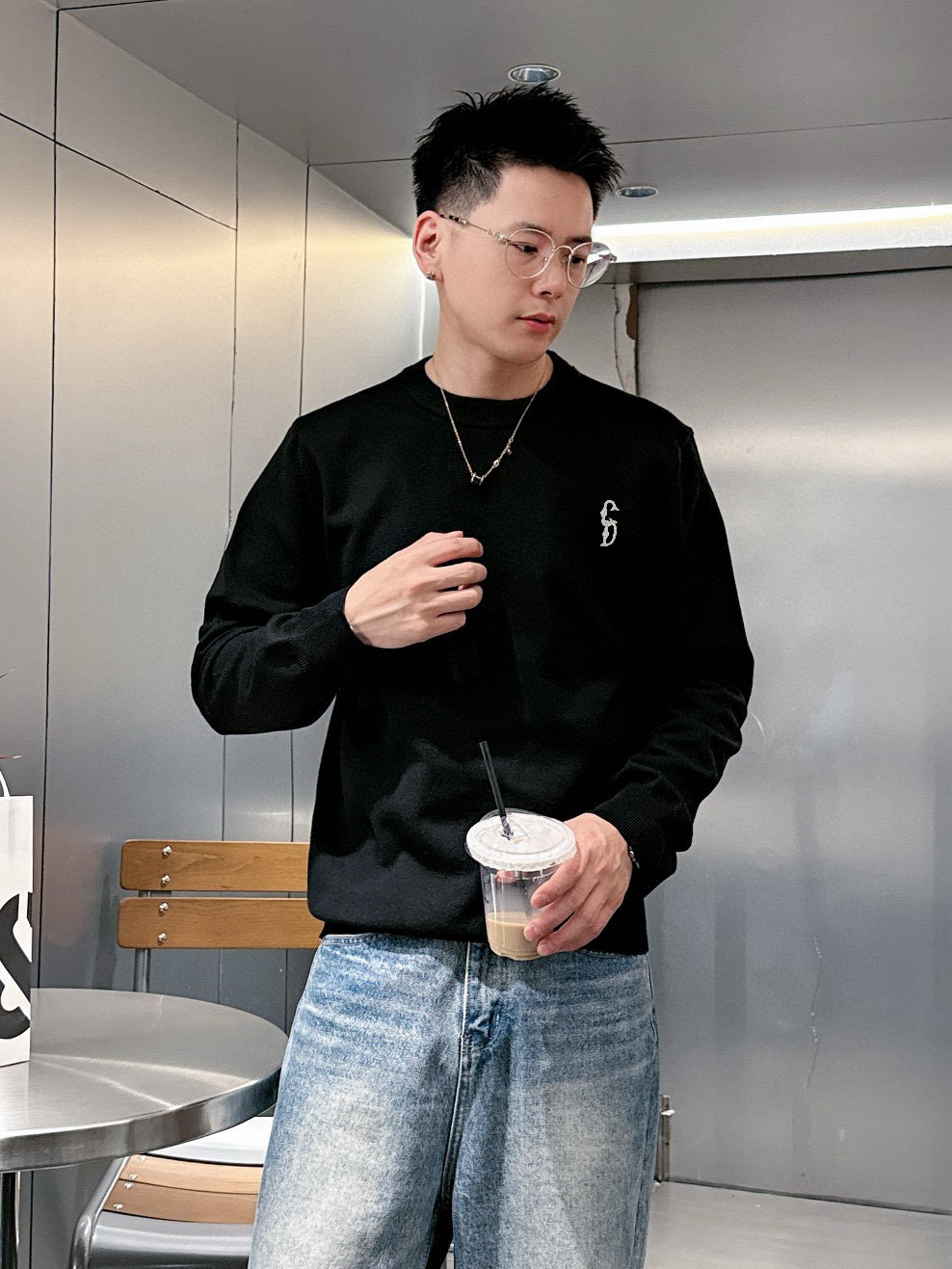 디올 남자 니트