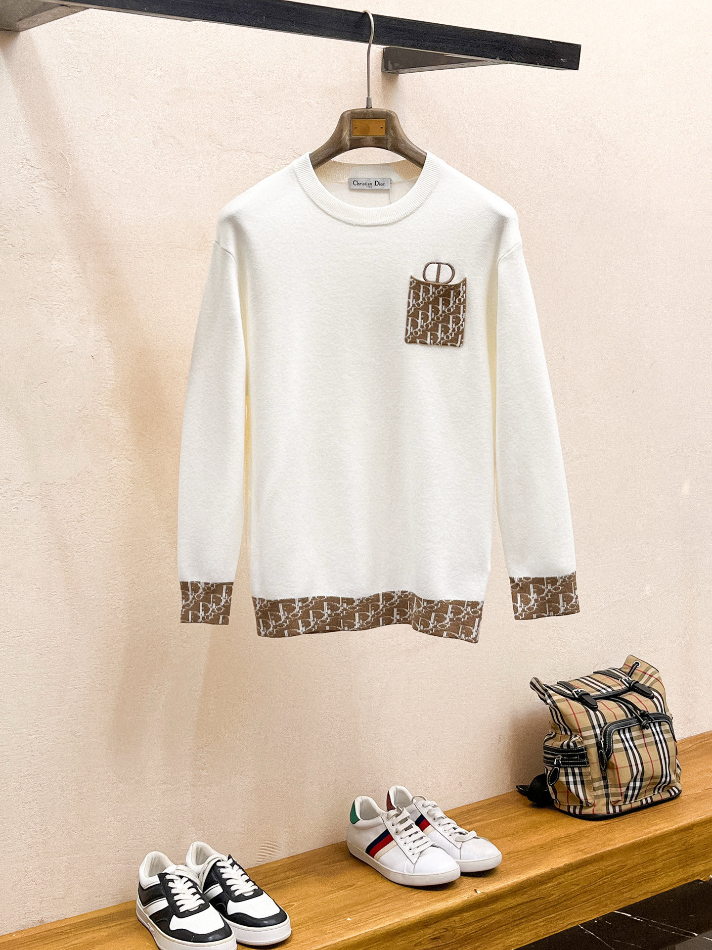 디올 남자 니트