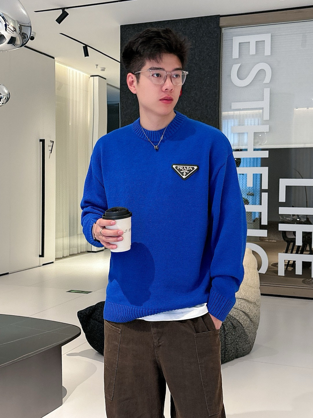 프라다 남자 니트