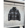 프라다 남자 패딩