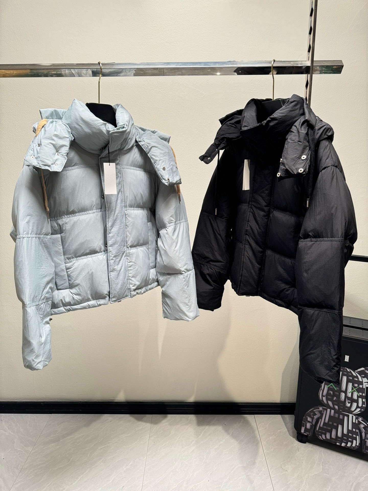 아미 아미리 4컬러 남녀공용 패딩