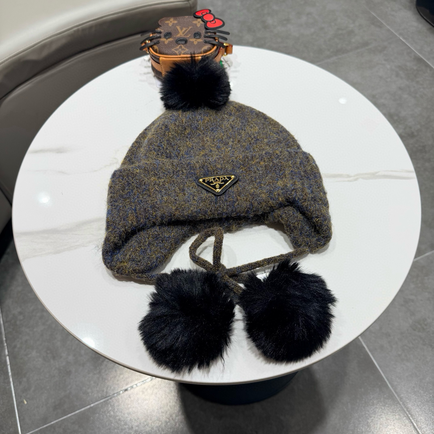 프라다 겨울 모자