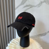 발렌시아가 모자