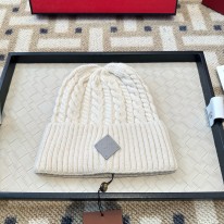 로로피아나 겨울 모자