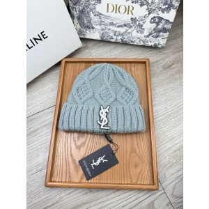 생로랑 겨울 모자