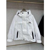 발렌시아가 남자 패딩