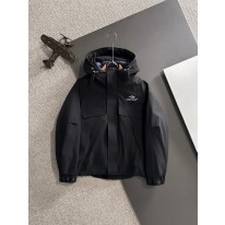 발렌시아가 남자 패딩