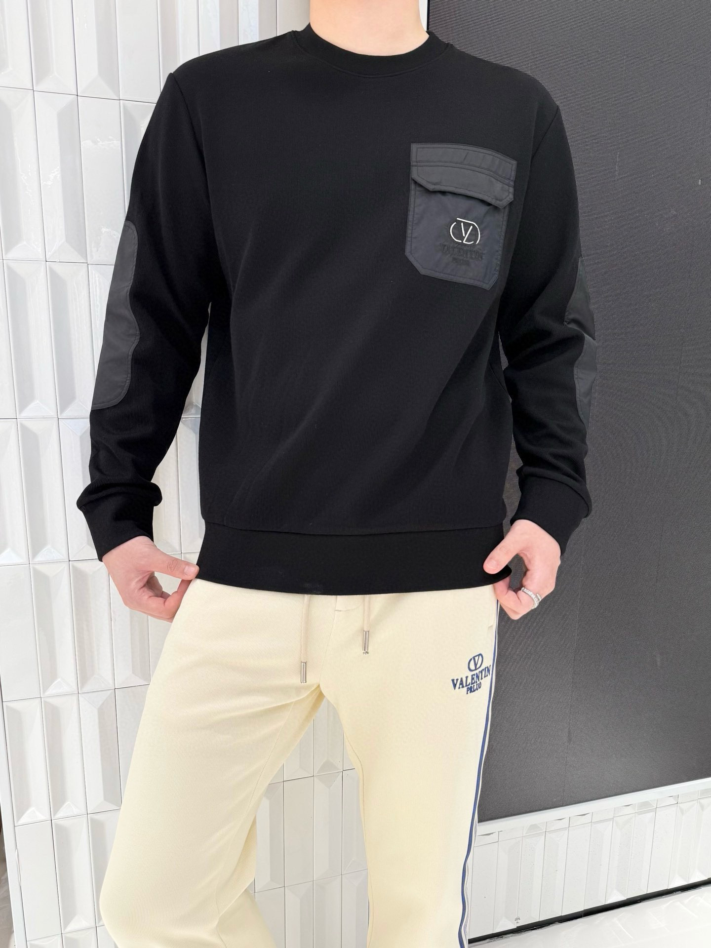 발렌티노 남자 니트