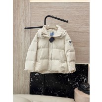 프라다 여자 패딩