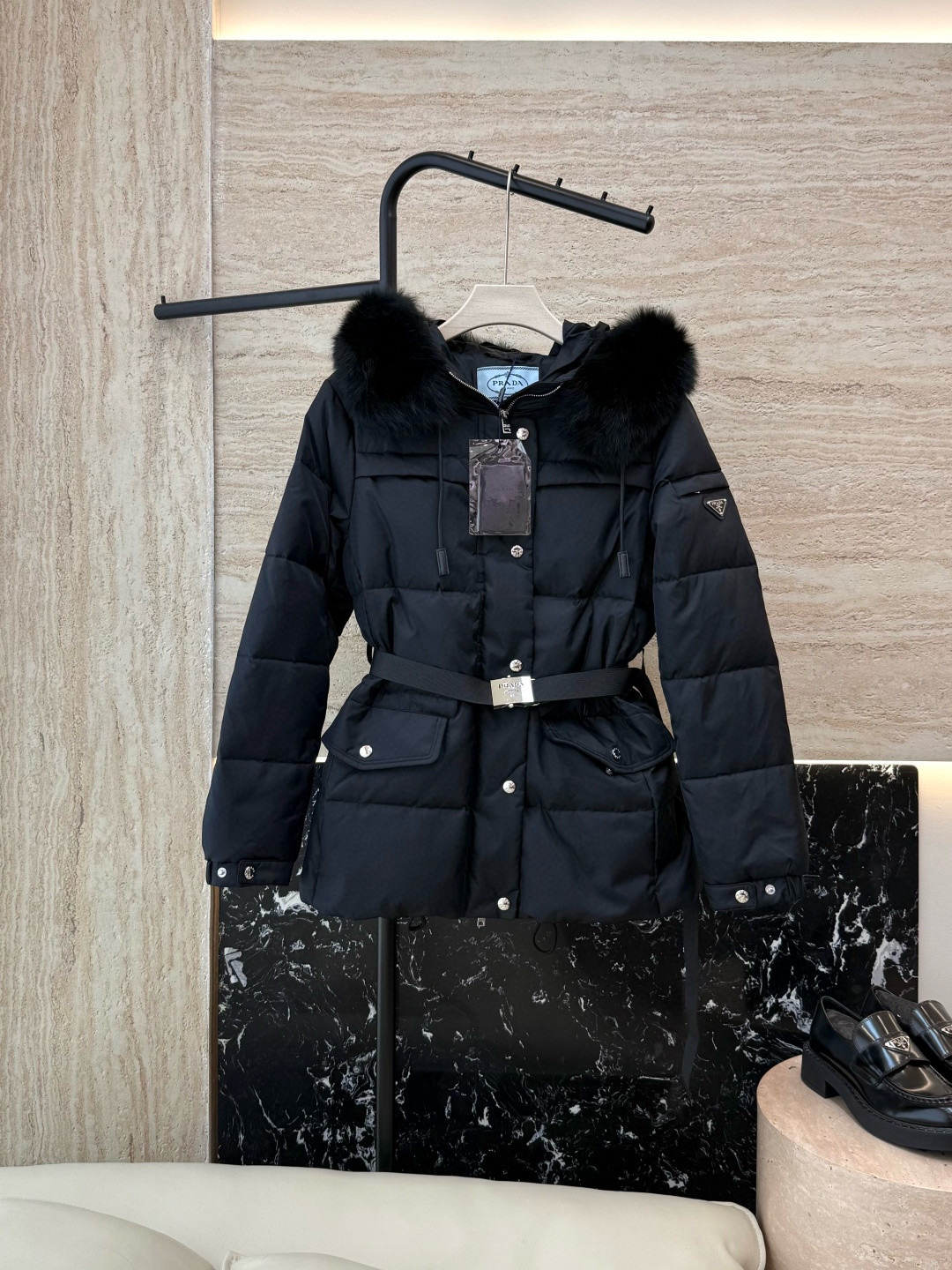 프라다 여자 패딩