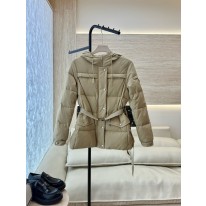 프라다 여자 패딩