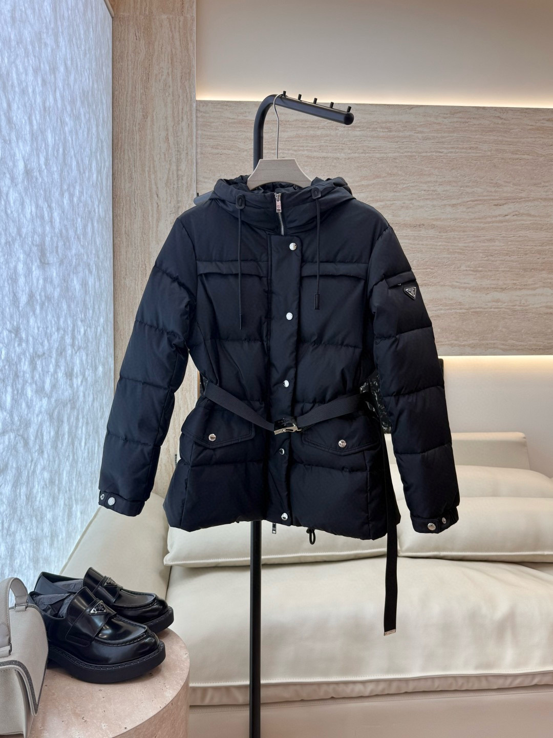 프라다 여자 패딩