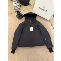 프라다 여자 패딩