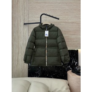 버버리 여자 패딩