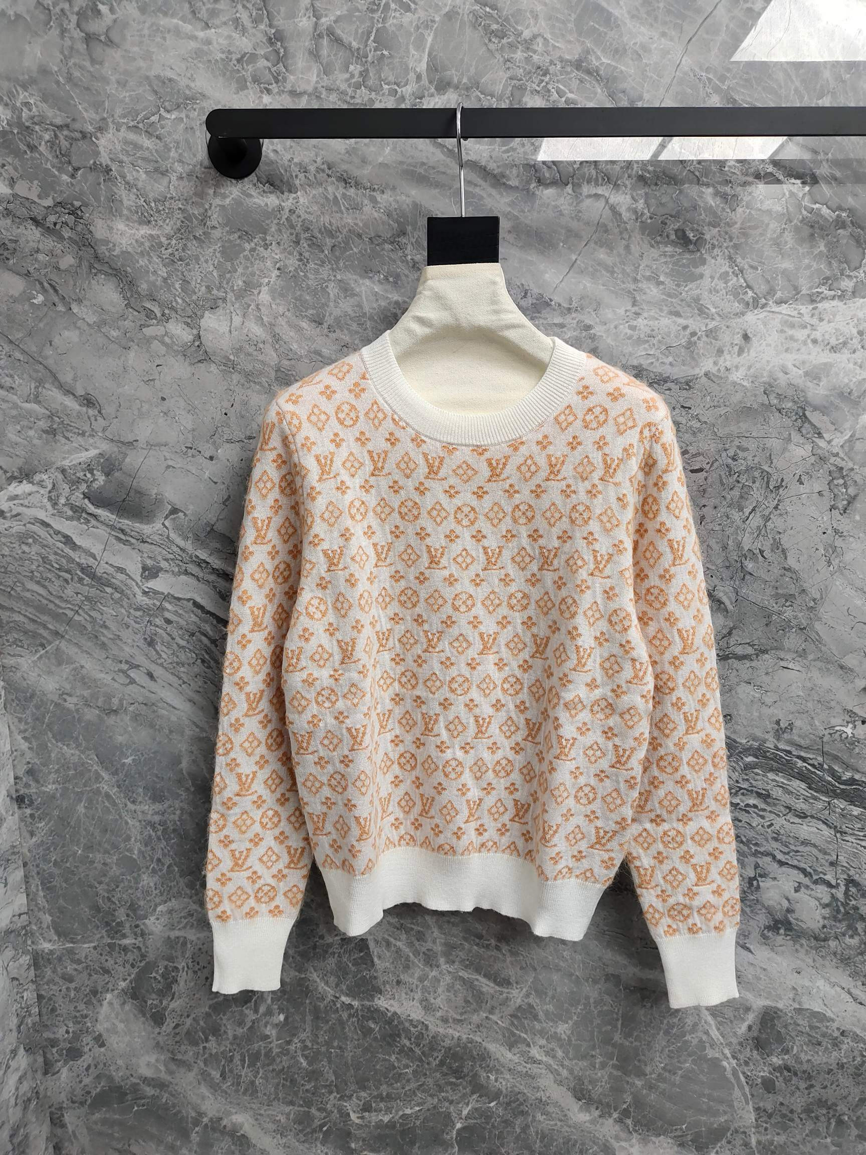 루이비통 여자 니트