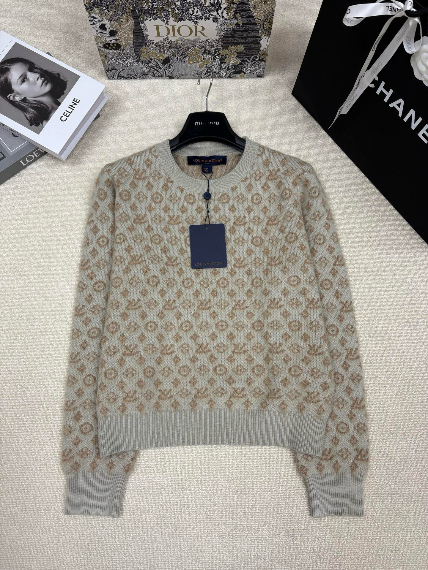 루이비통 여자 니트