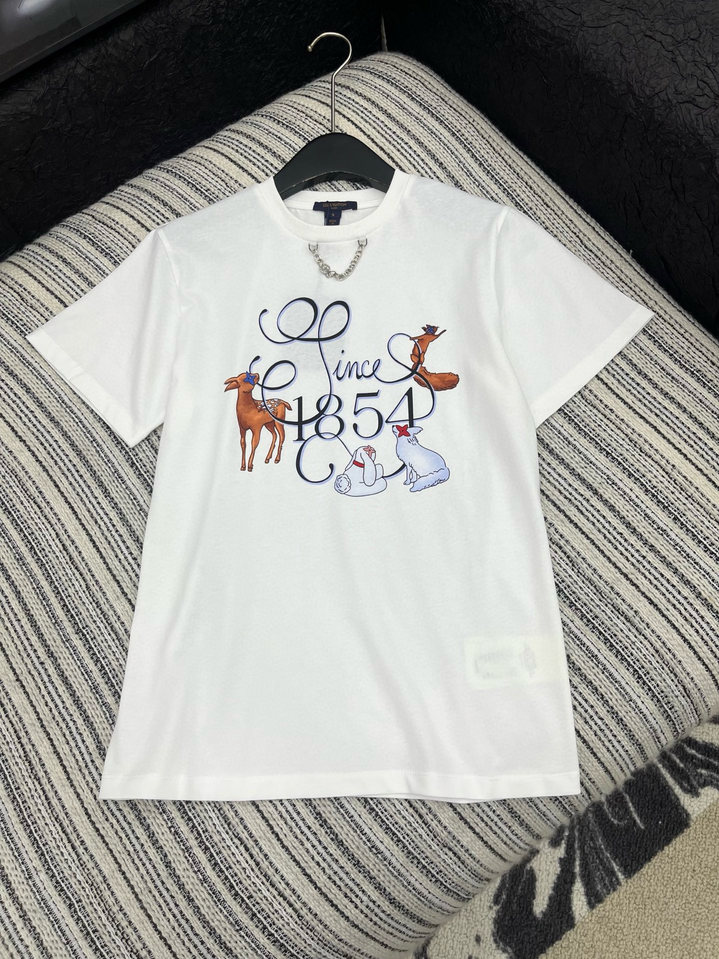 루이비통 여자 반팔