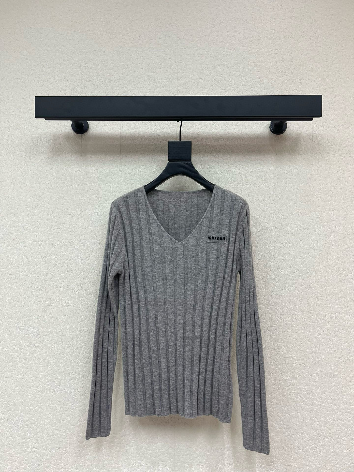 미우미우 여자 니트