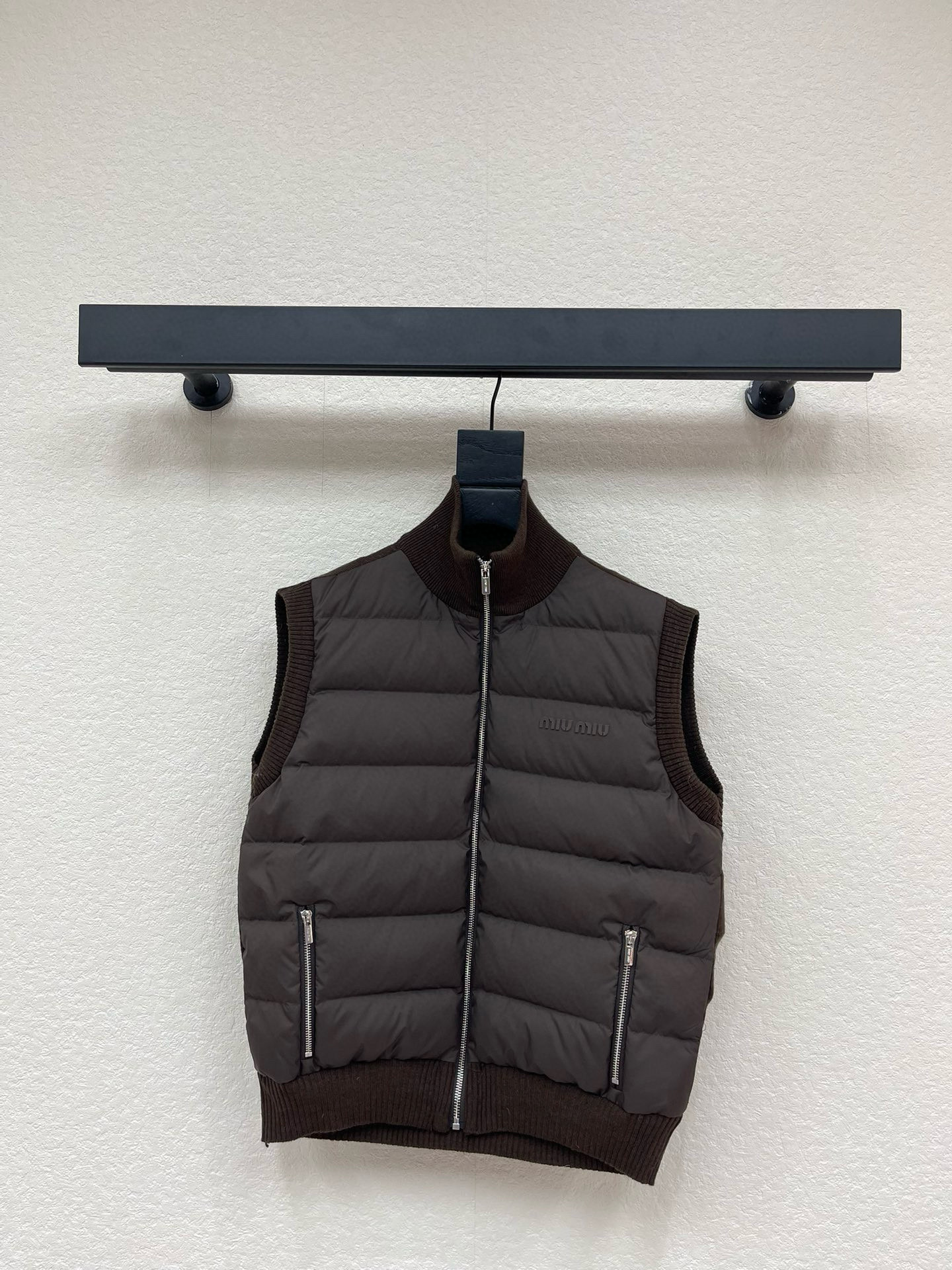 미우미우 여자 조끼