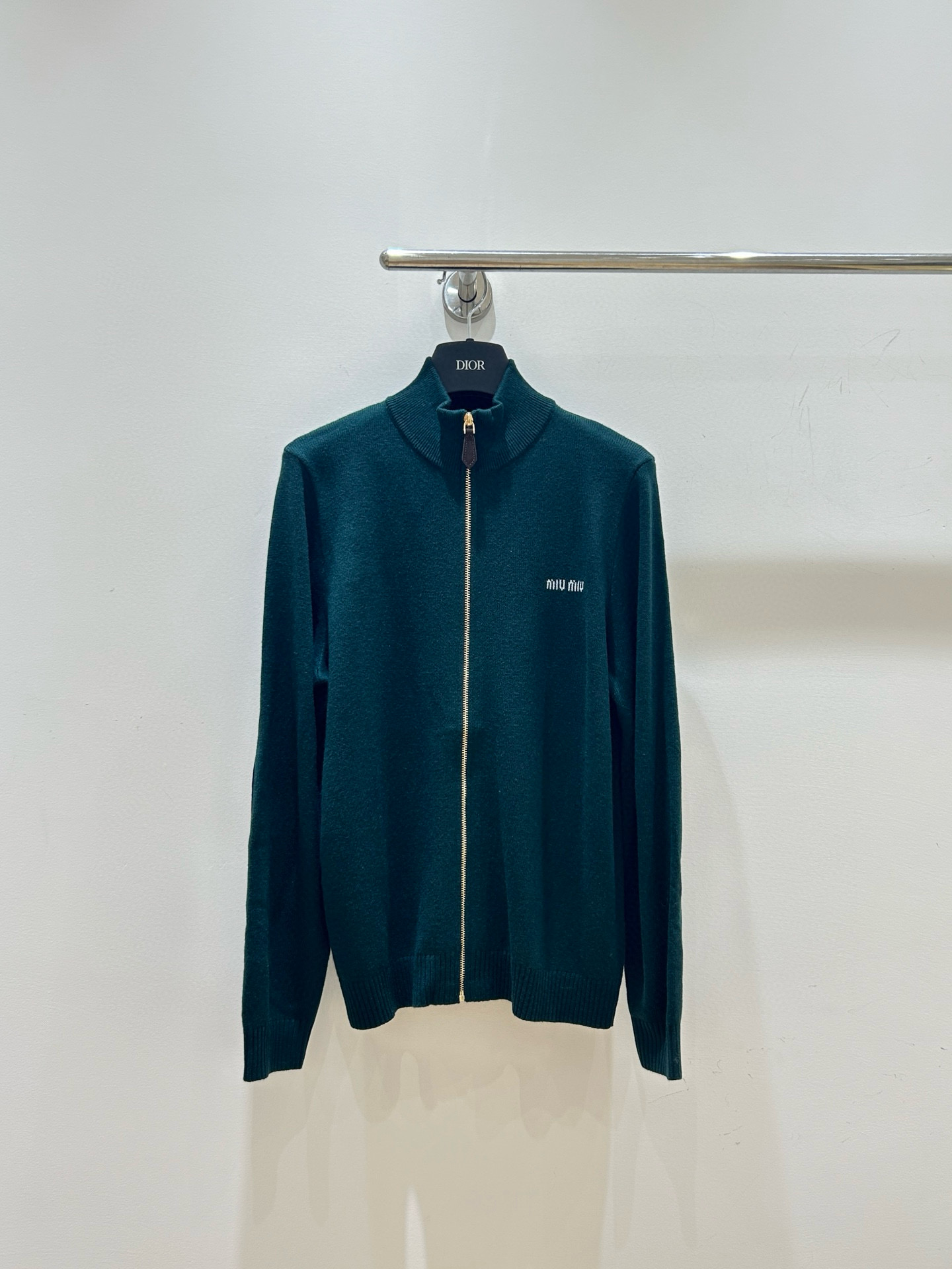 미우미우 여자 가디건