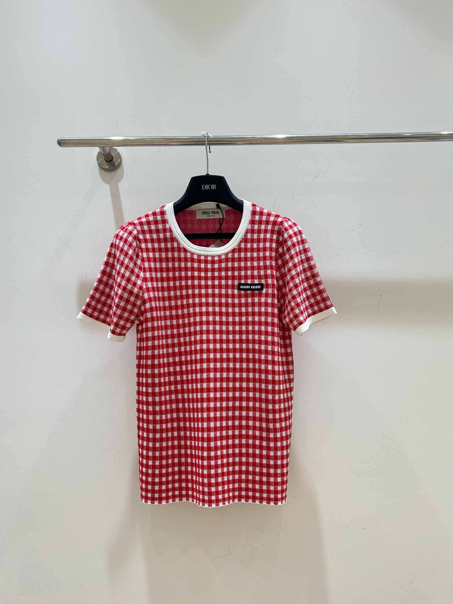 미우미우 2컬러 여자 반팔