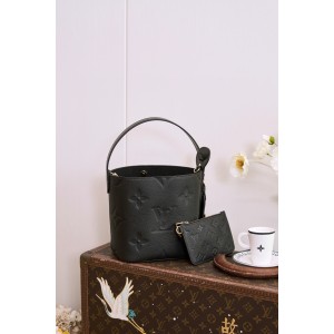 루이비통 M13480 여자가방