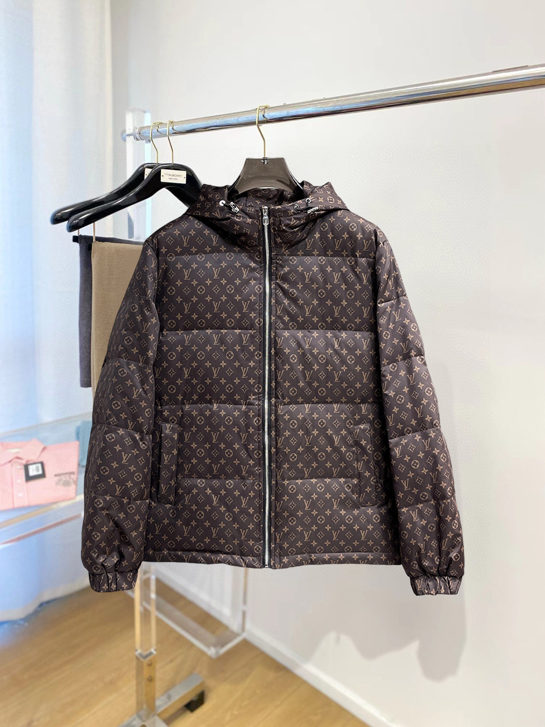 루이비통 남자 패딩