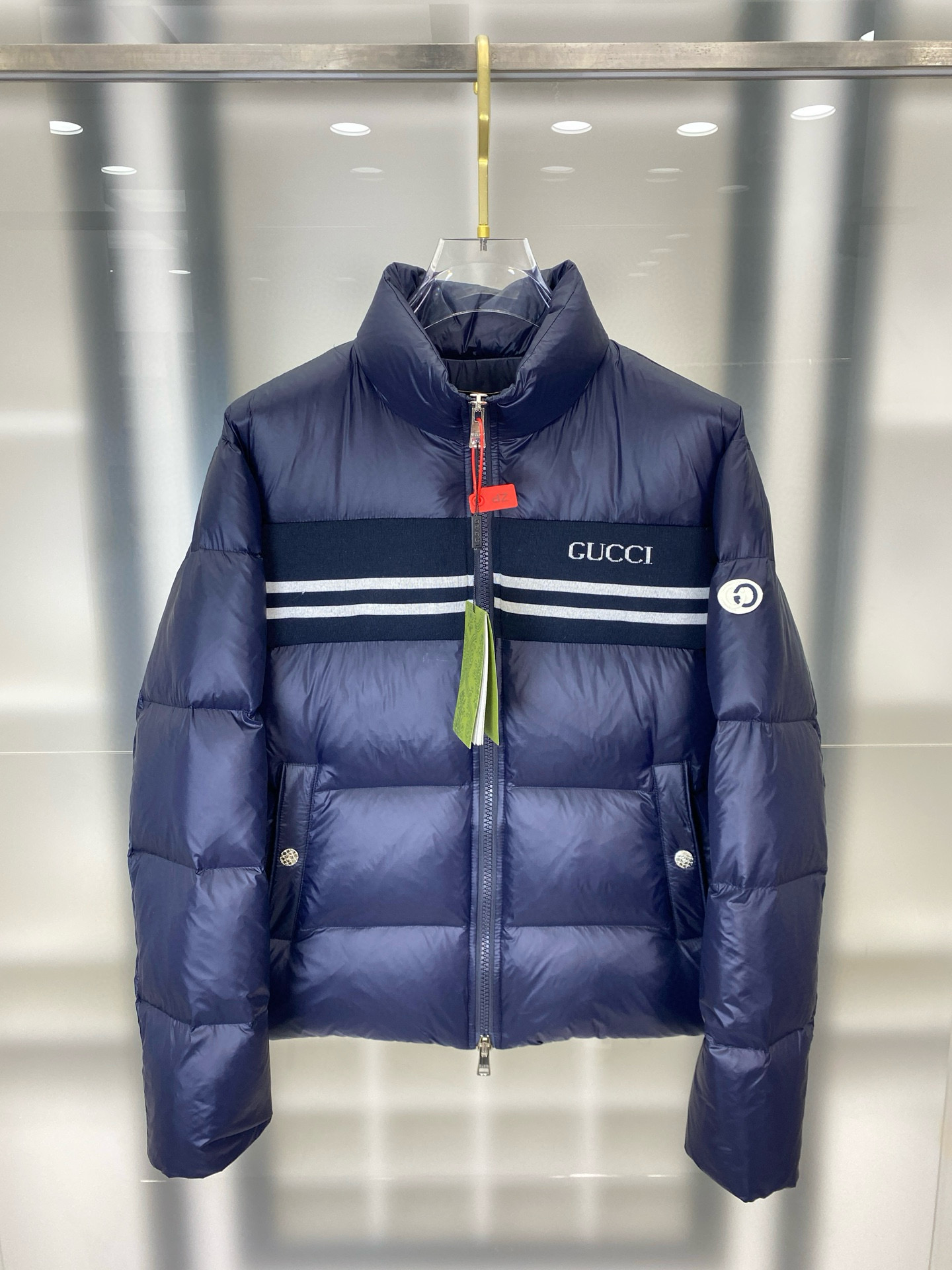 구찌 남자 패딩