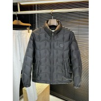 구찌 남자 패딩