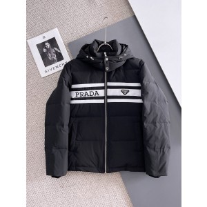 프라다 남자 패딩