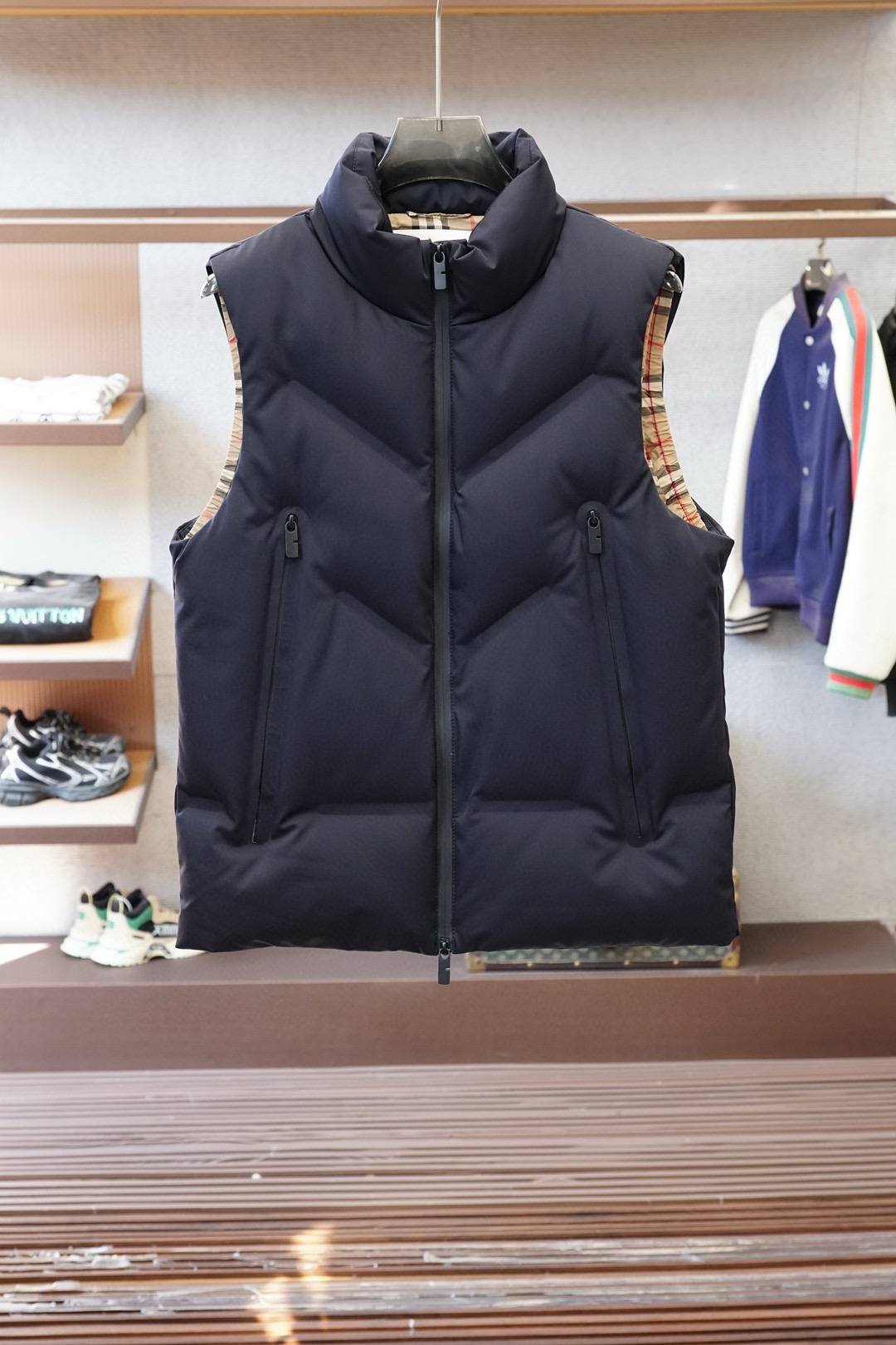 버버리 2컬러 남자 조끼