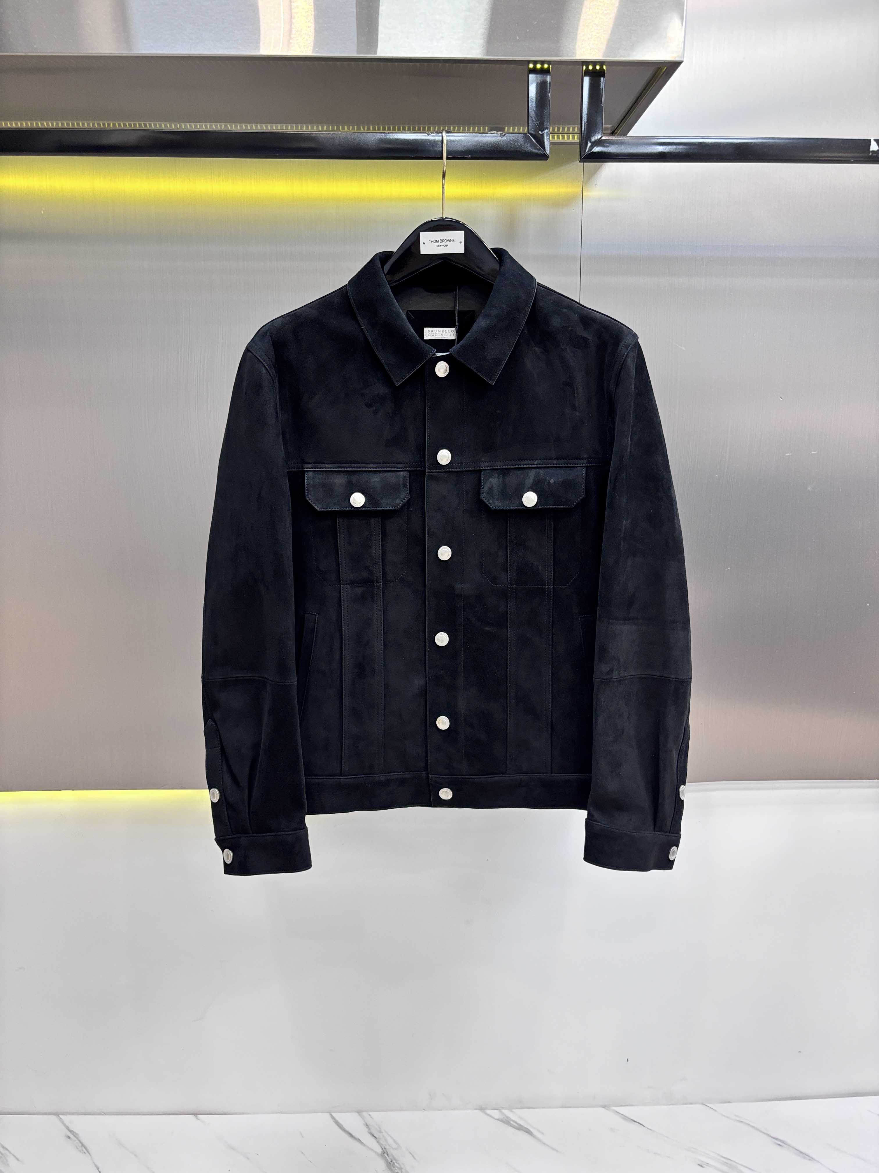 브루넬로 쿠치넬리 양가죽 자켓