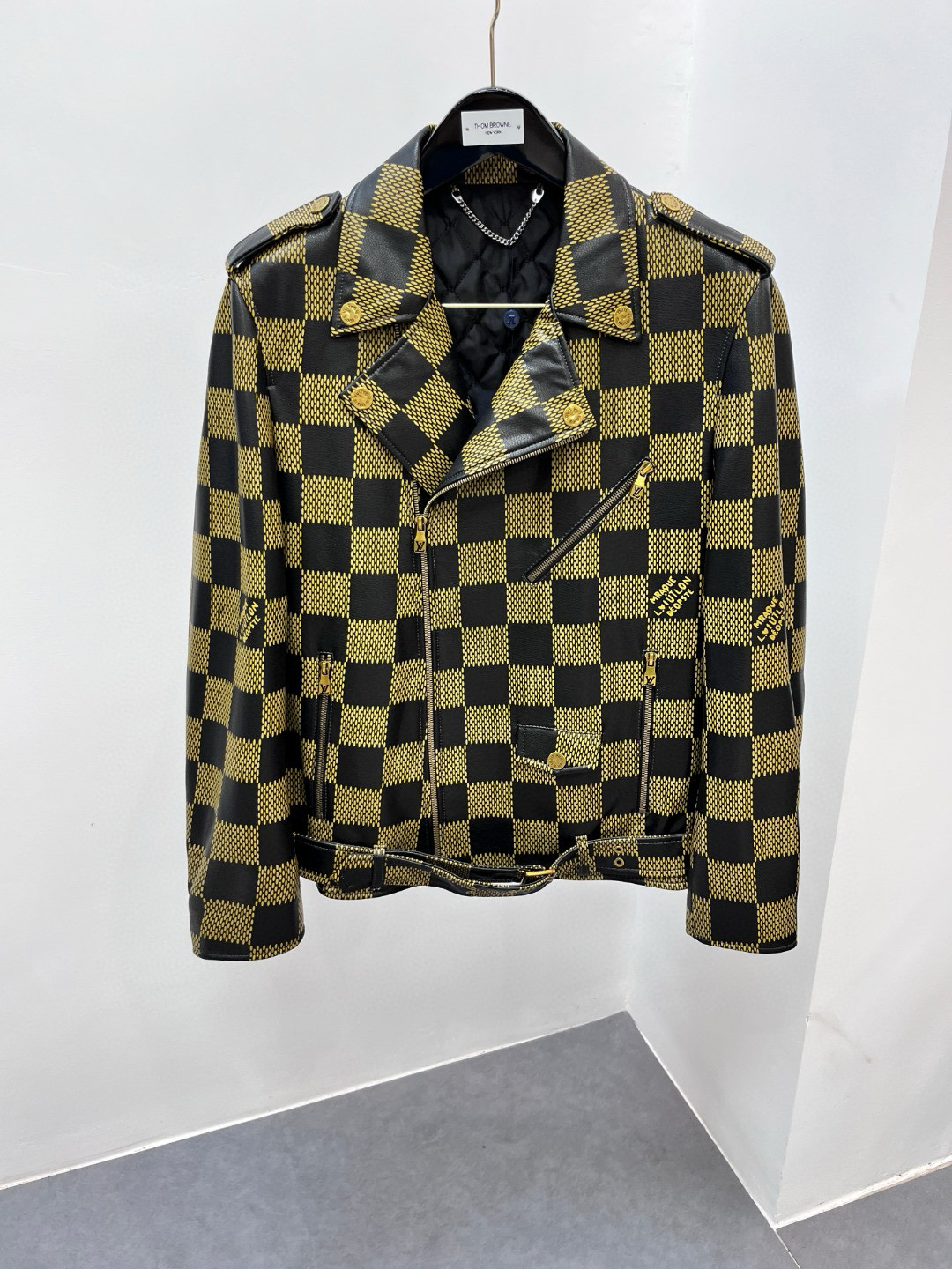 루이비통 송아지가죽 자켓