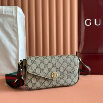 구찌 764961 남자가방